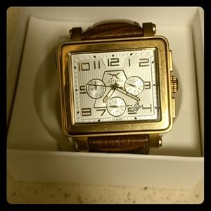 Elegant Fancy Carrera Watch